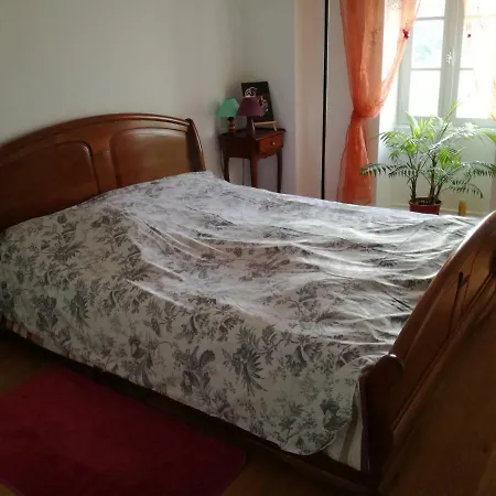 Guest house Uxello Ucel